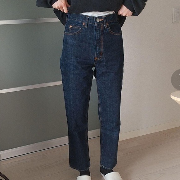 Moussy dark wash jeans, size 26 - Picture 3 of 5